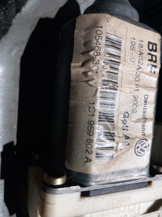 Elevalunas Delantero Izquierdo y Derecho VW Golf I