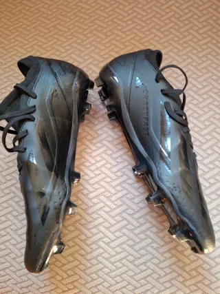 Botas de fútbol Adidas Talla 44 Negras