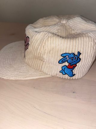 Gorra Obey Pana Crema Logo Rosa