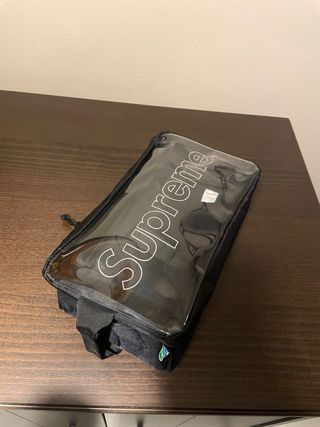 Neceser Supreme utility bag fw18 nuevo original