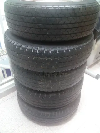 Neumático 185R14C 102/100 Segunda Mano