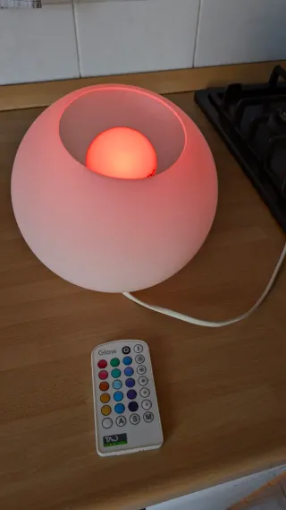 Lampada da tavolo RGB con telecomando