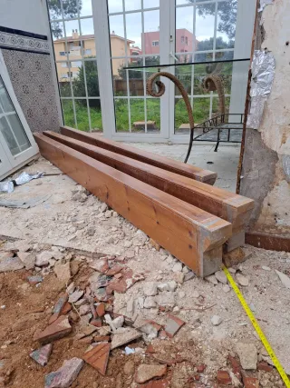 Bigas de madera maciza