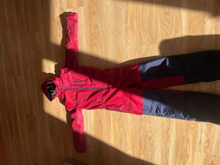 Buzo de nieve para niño rojo