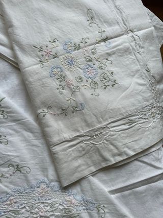 Sábanas antiguas bordadas a mano para cama de 150