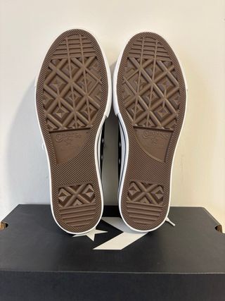 Converse Chuck Taylor T.39 Negras y Blancas