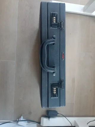 Maletín LINOA Negro Portadocumentos Rígido, Nuevo