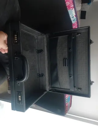 Maletín LINOA Negro Portadocumentos Rígido, Nuevo