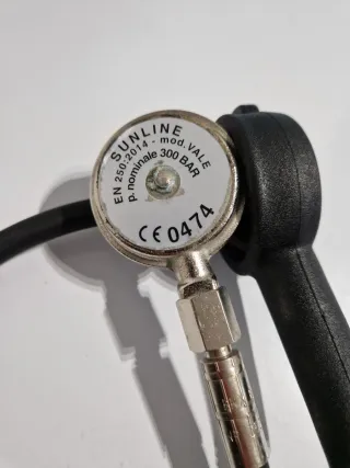 Manometro Subacqueo Sunline con Frusta