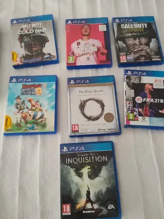 PS4 (PlayStation 4) Negra + 8 juegos