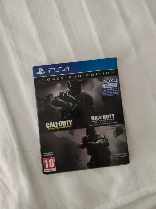 PS4 (PlayStation 4) Negra + 8 juegos