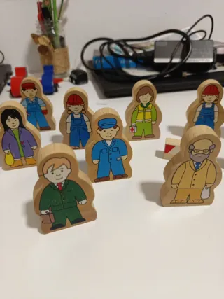 Figuras de madera para niños