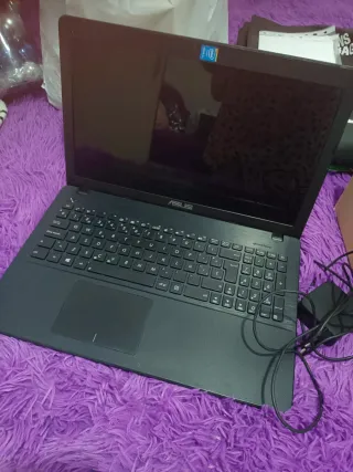 Portátil ASUS Negro