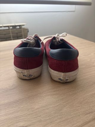 Zapatillas Vans Rojas y Azules