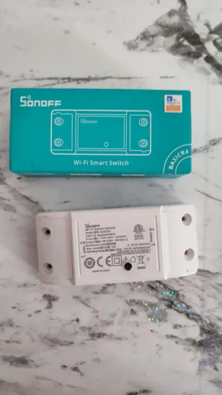 Sonoff Basic R4 Wi-Fi Smart Switch