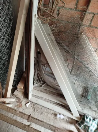 Escuadras metal macizas obra