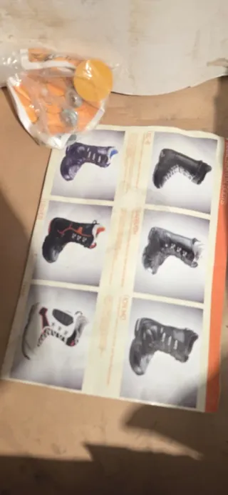 Scarponi Snowboard Burton 9.5 (42)