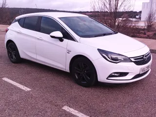 Opel Astra CDTI 2019