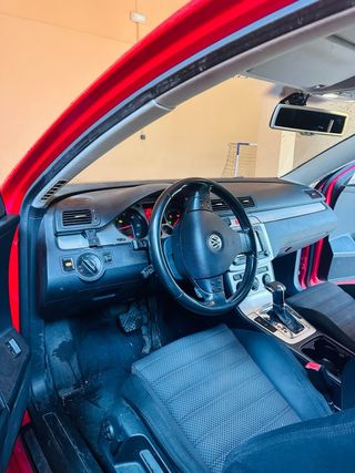 Volkswagen Passat Variant 2.0 TDI DSG automático