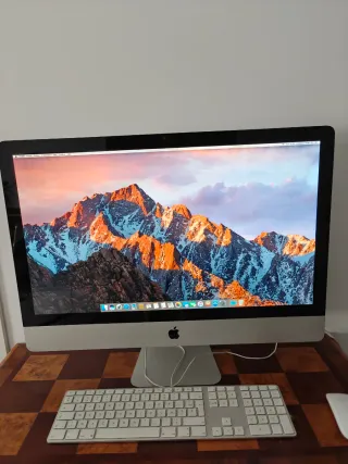 iMac 27” (2010) - Muy buen estado