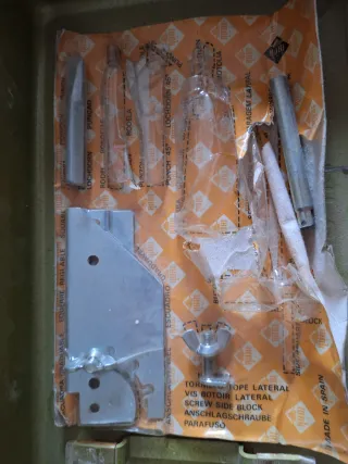 Cortadora azulejos RUBI tipo 15x15 + caja metal