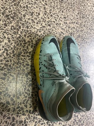 Botas de fútbol Nike Phantom