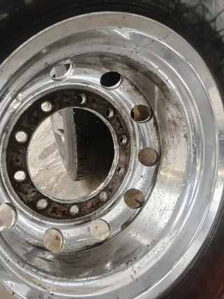 Llantas marca alcoa...para dereccion