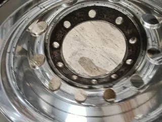 Llantas marca alcoa...para dereccion