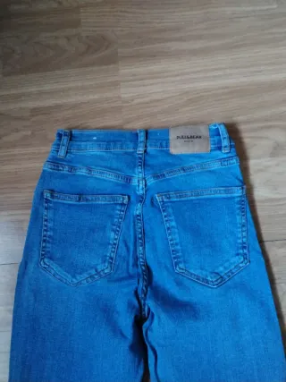 Pantalón vaquero Pull&Bear azul Talla M