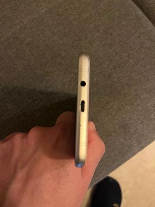 Samsung Galaxy J7 6 Dorado