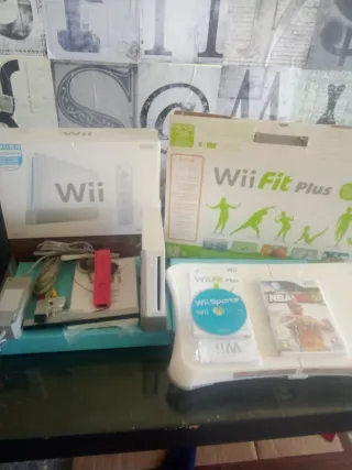 Nintendo Wii + Wii Fit Plus