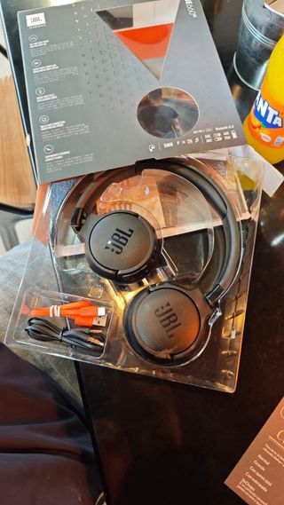 Auriculares JBL TUNE660NC Negro