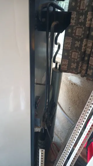 Nevera Butsir Elegance 275 Gas y Luz