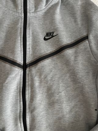 Nike Tech original chandal Nicolás Maduro