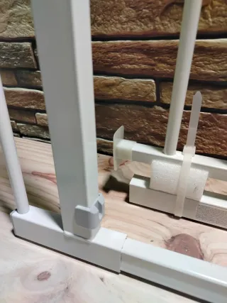 HAUCK Open N Stop KD Puerta de seguridad 96-101 cm