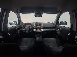 Toyota RAV4 2011