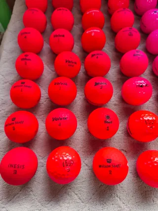 68 Bolas de Golf Titleist, TaylorMade, callaway