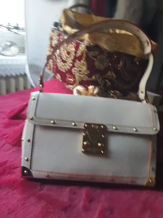 Borsetta  LOUIS VUITTON