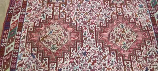 Tappeto artigianale in lana, seta e cotone