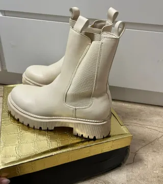 Botas Chelsea blancas