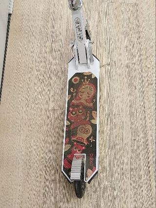 Patinete Mid 1 Blanco y rosa