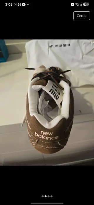 Miu Miu Carta e Cartellina Beige/Rosa