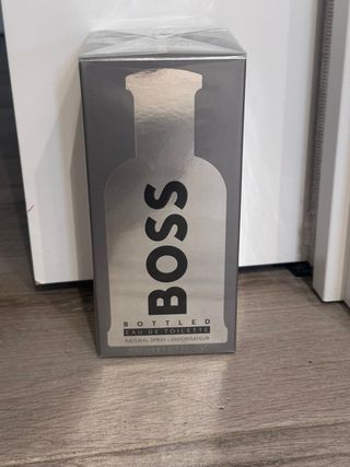 BOSS Bottled Eau de Toilette 200ml