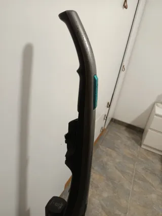 Aspirador escoba Cecotec