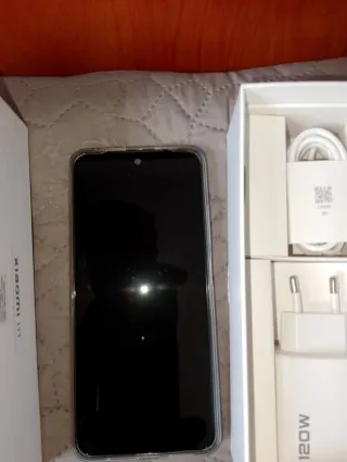 Xiaomi Redmi Note 11 + Cargador 120W