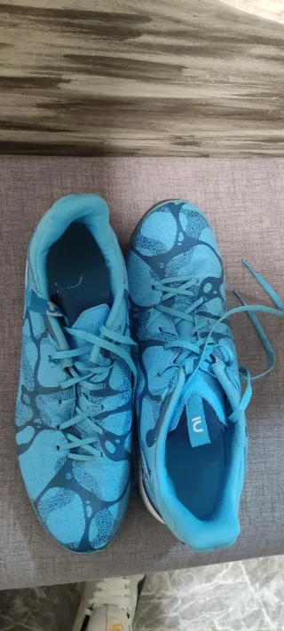 Botas fútbol multitacos T45