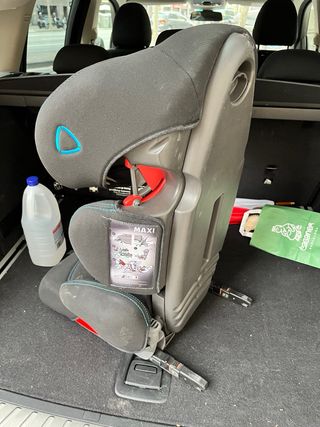 Silla coche bebé TAKATA ligera y plegable