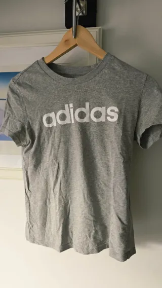 Camiseta Adidas Gris Talla S