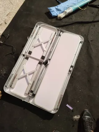 Mesa maletin para canping para 4 o 6 personas
