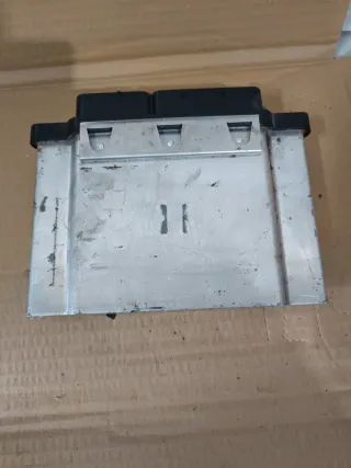 Centralina ECU VW Polo 1.4 TSi Motor CZE